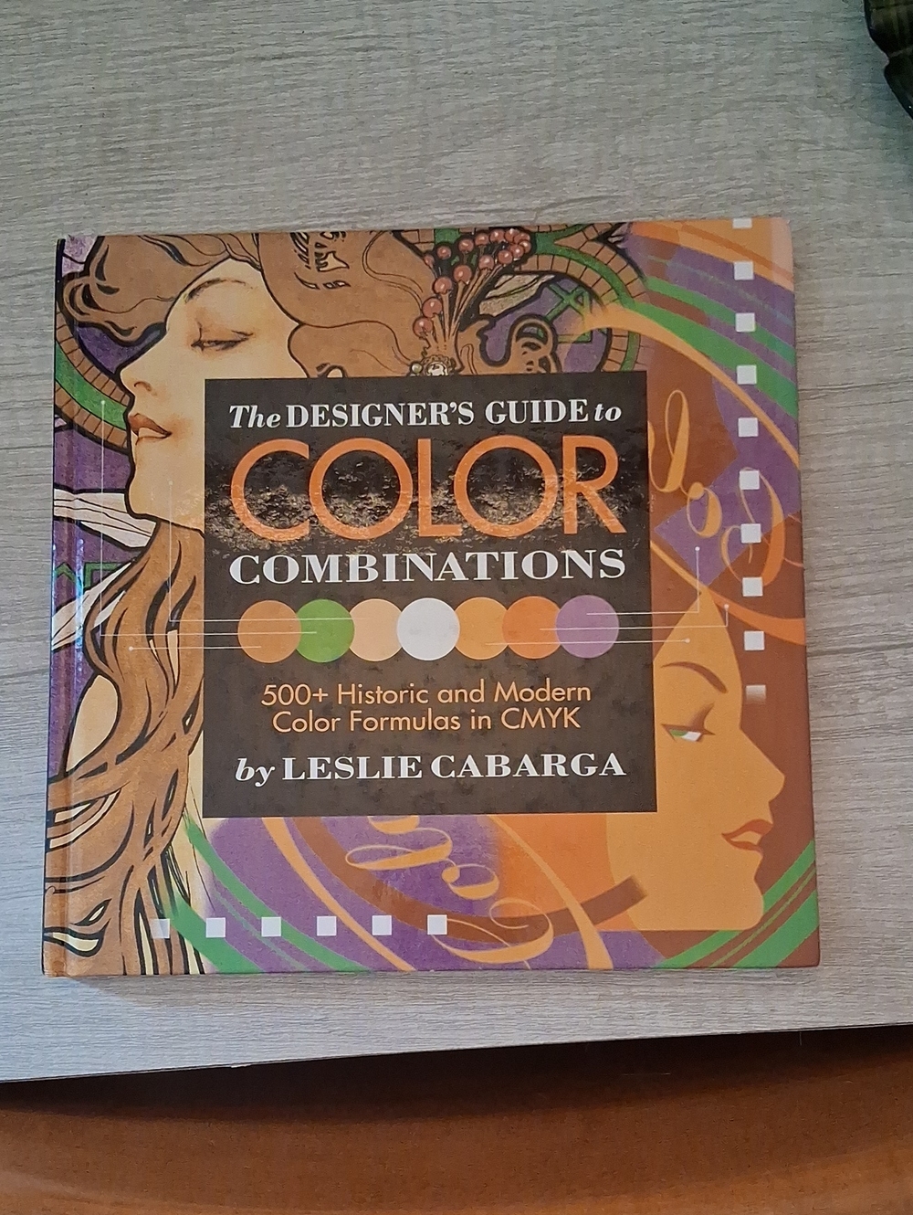 The Designer's Guide to Color Combinations by Leslie Cabarga - Signed by Eddie B